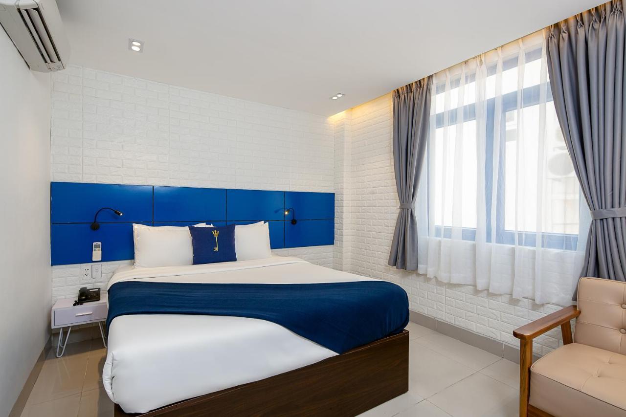 Chill Box Premier- Beach Hotel Danang Exterior photo